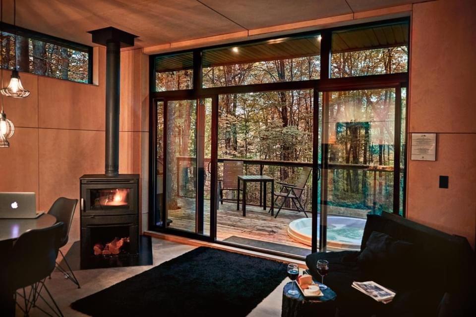 Вилла Cabin Sutton 252 - En Harmonie Avec La Nature! Экстерьер фото